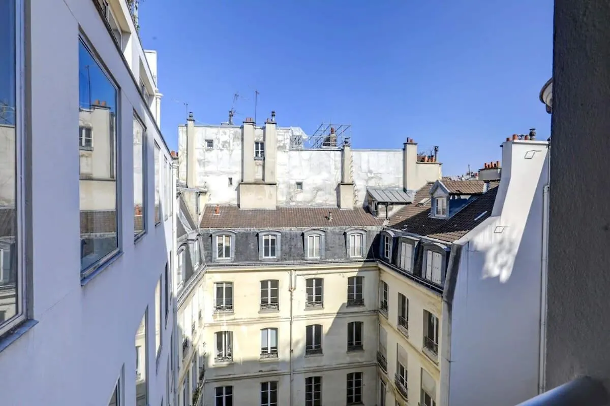 1Br & Louvre Museum - Cityapartmentstay